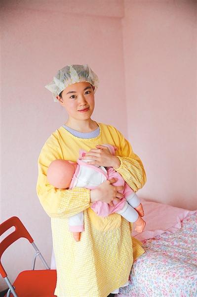 90后当催乳师因年轻被质疑 怕被笑话不敢提职业